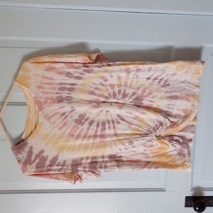2 for $15! Wallflower tie-dyed t-shirt. Size- 2xl